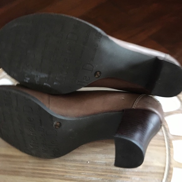 Michelle D leather heeled penny loafers - Picture 11 of 14